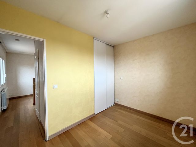 Maison &agrave; louer - 5 pi&egrave;ces - 121,90 m2 - St Laure - 63 - AUVERGNE