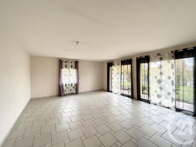 Maison &agrave; louer - 5 pi&egrave;ces - 121,90 m2 - St Laure - 63 - AUVERGNE