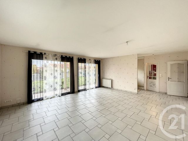 Maison &agrave; louer - 5 pi&egrave;ces - 121,90 m2 - St Laure - 63 - AUVERGNE