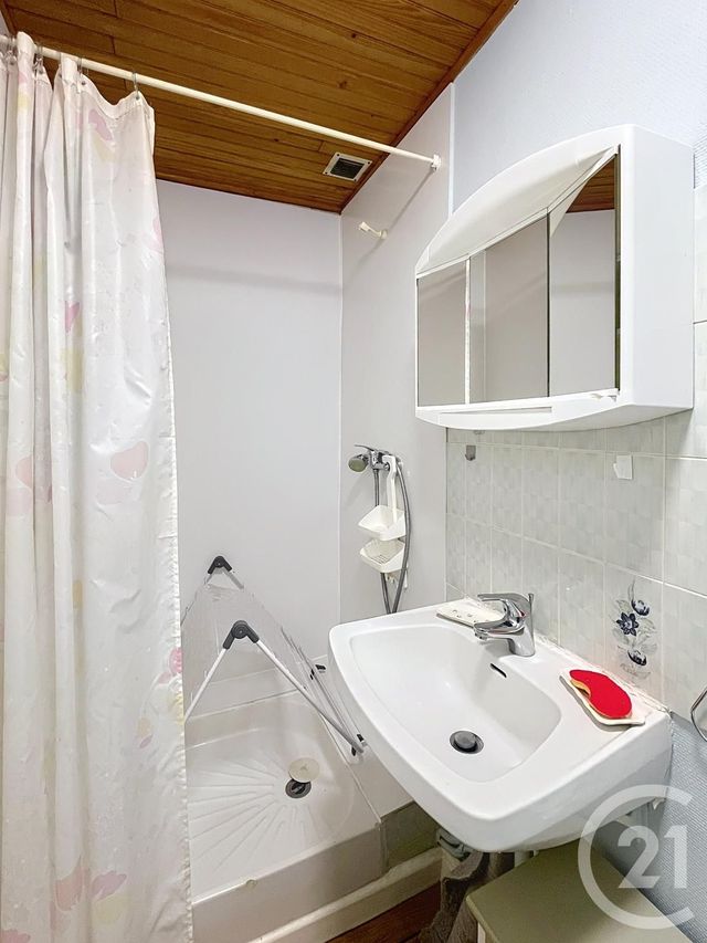 Maison &agrave; vendre - 8 pi&egrave;ces - 125 m2 - Chatel Guyon - 63 - AUVERGNE