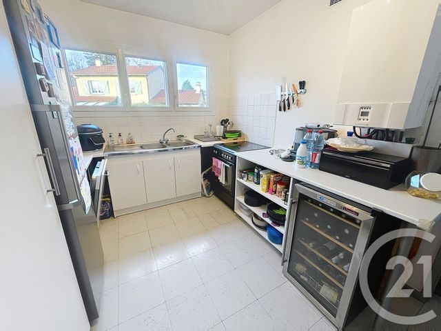 Maison &agrave; louer - 4 pi&egrave;ces - 74,40 m2 - Mozac - 63 - AUVERGNE