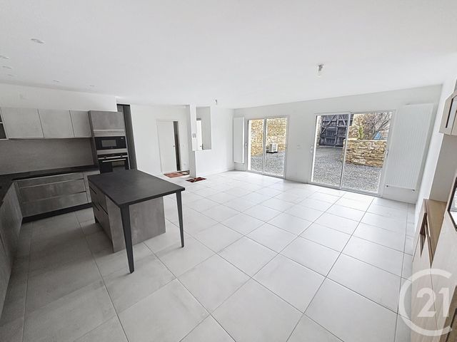 Maison &agrave; louer - 4 pi&egrave;ces - 120 m2 - Aigueperse - 63 - AUVERGNE