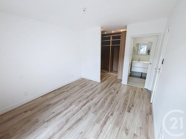 Maison &agrave; louer - 4 pi&egrave;ces - 120 m2 - Aigueperse - 63 - AUVERGNE