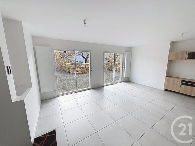 Maison &agrave; louer - 4 pi&egrave;ces - 120 m2 - Aigueperse - 63 - AUVERGNE