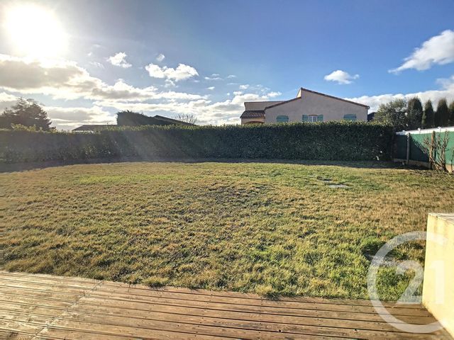 Maison &agrave; louer - 5 pi&egrave;ces - 95 m2 - St Bonnet Pres Riom - 63 - AUVERGNE