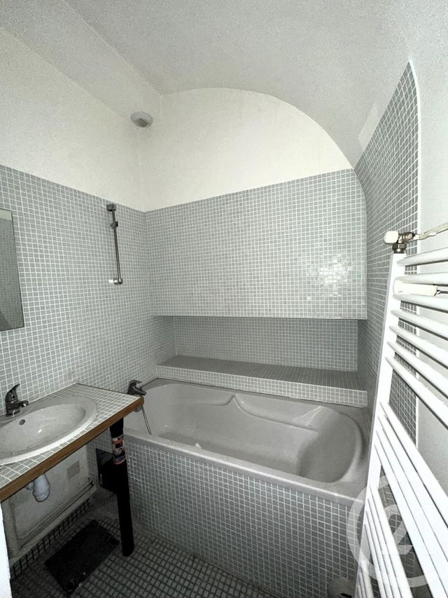 Appartement F3 &agrave; vendre - 3 pi&egrave;ces - 75,33 m2 - Riom - 63 - AUVERGNE