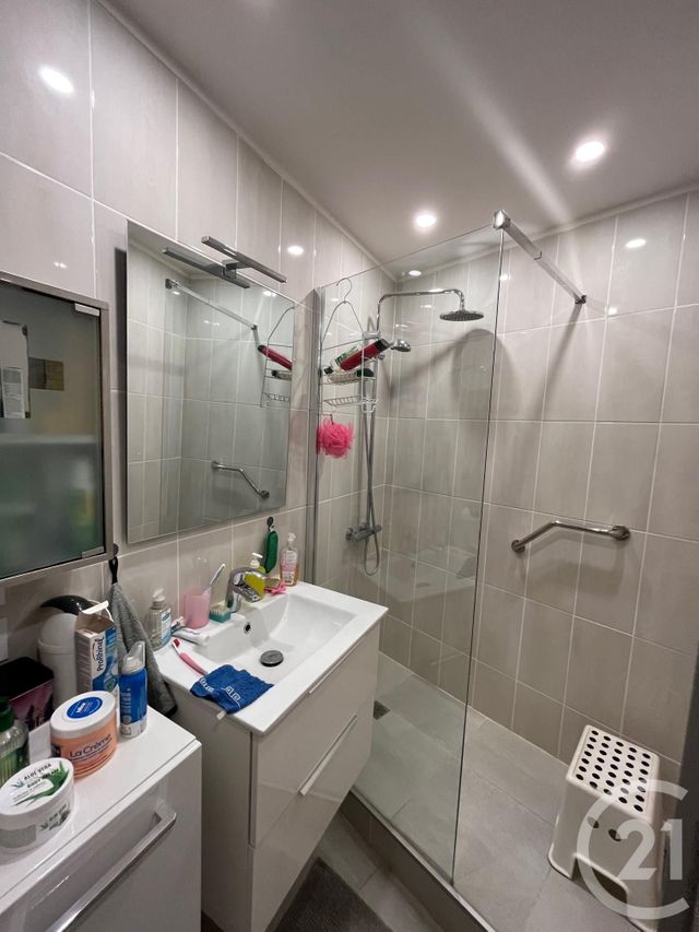 Immeuble &agrave; vendre - 448 m2 - Chatel Guyon - 63 - AUVERGNE