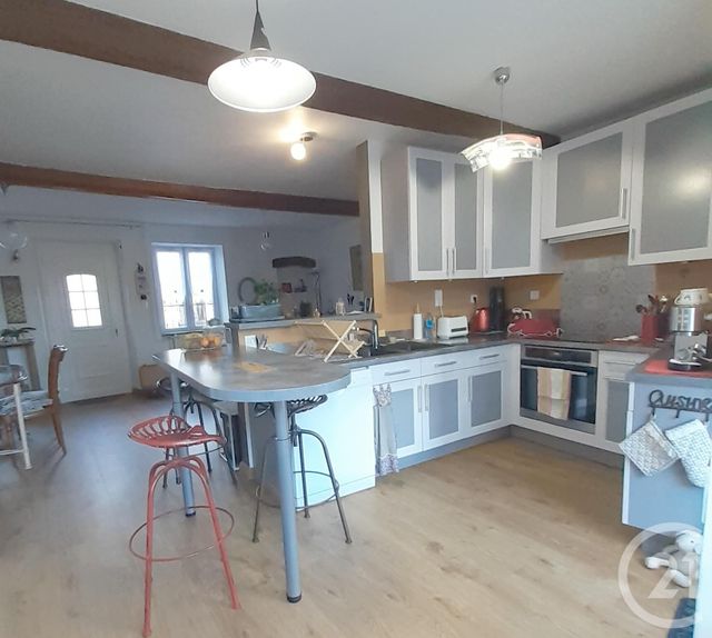 Maison &agrave; vendre - 9 pi&egrave;ces - 167,99 m2 - Volvic - 63 - AUVERGNE