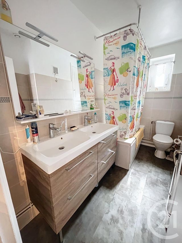 Maison &agrave; vendre - 9 pi&egrave;ces - 167,99 m2 - Volvic - 63 - AUVERGNE