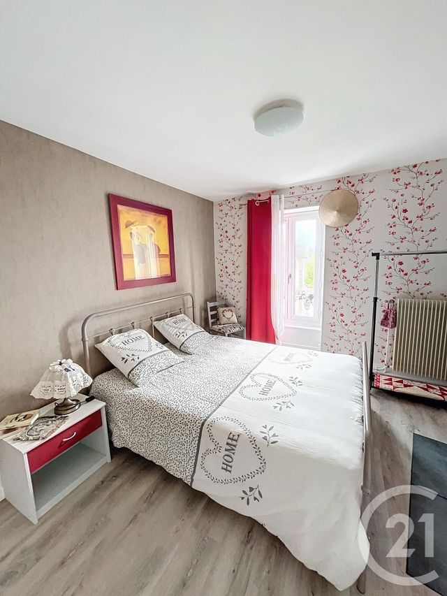 Maison &agrave; vendre - 9 pi&egrave;ces - 167,99 m2 - Volvic - 63 - AUVERGNE