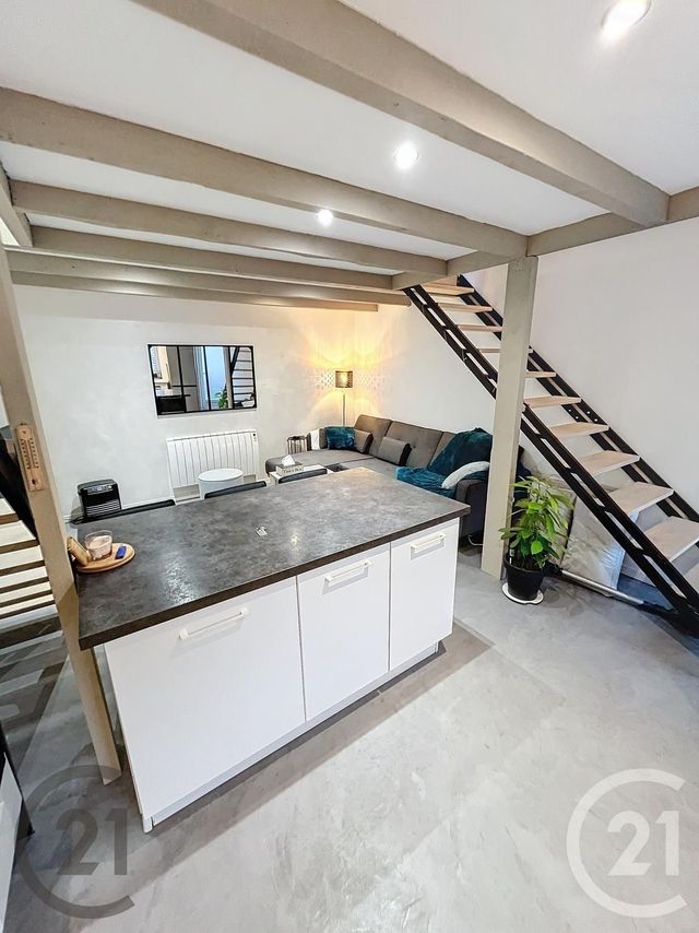 Maison &agrave; louer - 2 pi&egrave;ces - 37,71 m2 - Marsat - 63 - AUVERGNE