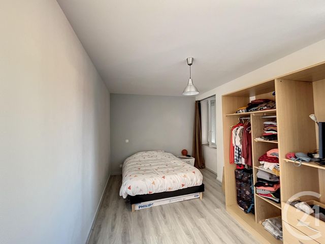 Appartement F2 &agrave; louer - 2 pi&egrave;ces - 45,52 m2 - Riom - 63 - AUVERGNE