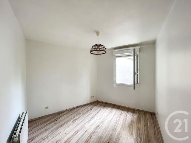 Appartement F3 &agrave; vendre - 3 pi&egrave;ces - 61,66 m2 - Riom - 63 - AUVERGNE