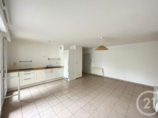 Appartement F3 &agrave; vendre - 3 pi&egrave;ces - 61,66 m2 - Riom - 63 - AUVERGNE