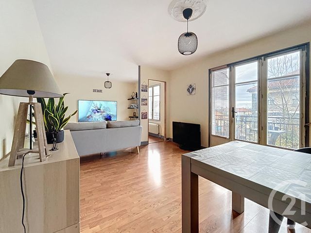 Maison &agrave; vendre - 6 pi&egrave;ces - 97,60 m2 - Riom - 63 - AUVERGNE