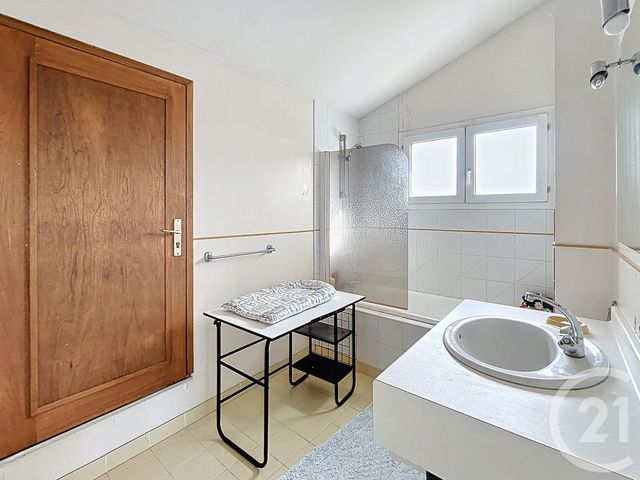 Maison &agrave; vendre - 6 pi&egrave;ces - 132,10 m2 - Chatel Guyon - 63 - AUVERGNE