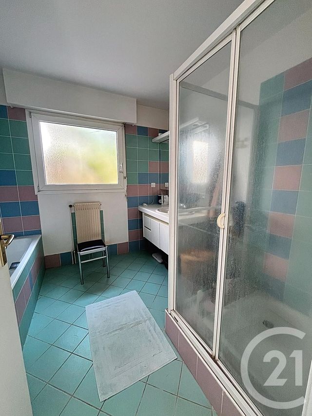 Maison &agrave; vendre - 6 pi&egrave;ces - 132,10 m2 - Chatel Guyon - 63 - AUVERGNE