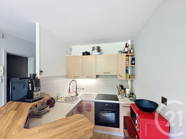 Appartement F2 &agrave; louer - 2 pi&egrave;ces - 28,70 m2 - Chatel Guyon - 63 - AUVERGNE