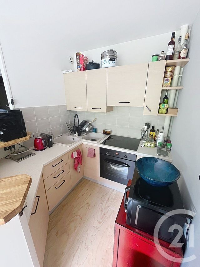 Appartement F2 &agrave; louer - 2 pi&egrave;ces - 28,70 m2 - Chatel Guyon - 63 - AUVERGNE