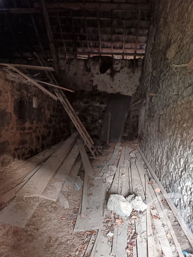 Maison &agrave; vendre - 1 pi&egrave;ce - 75 m2 - Charbonnieres Les Varennes - 63 - AUVERGNE