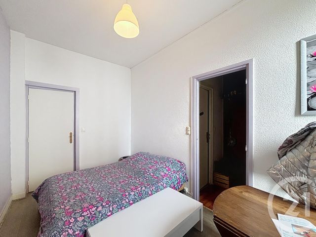 Appartement F2 &agrave; louer - 2 pi&egrave;ces - 46,50 m2 - Chatel Guyon - 63 - AUVERGNE