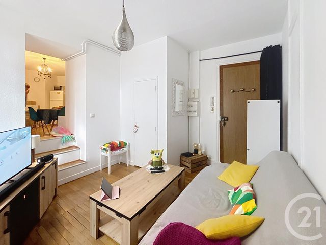 Appartement F2 &agrave; louer - 2 pi&egrave;ces - 46,50 m2 - Chatel Guyon - 63 - AUVERGNE