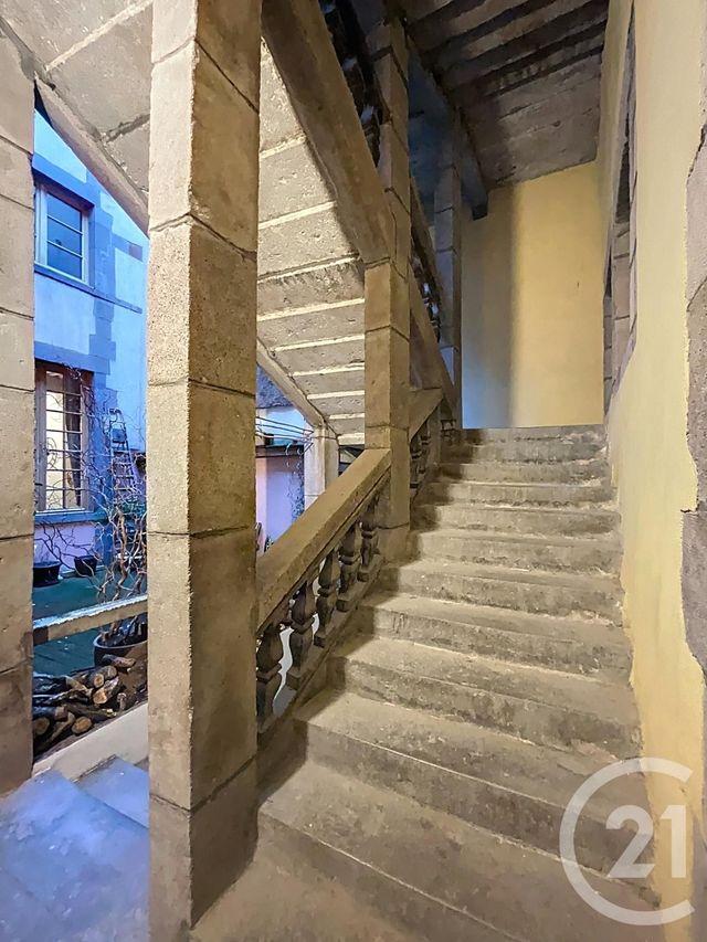 Appartement F4 &agrave; vendre - 2 pi&egrave;ces - 47,24 m2 - Riom - 63 - AUVERGNE