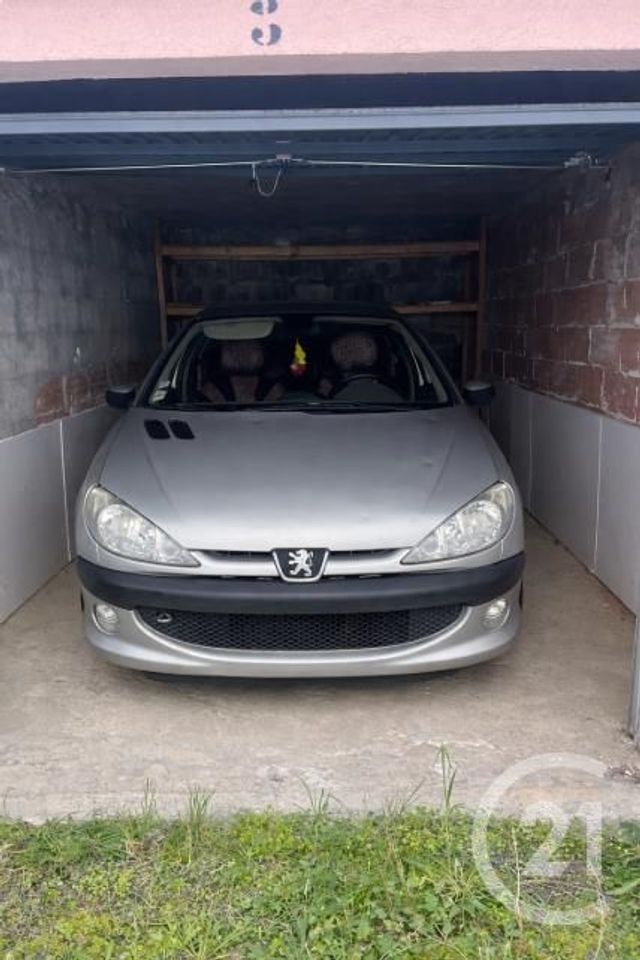 Parking &agrave; louer - 14 m2 - Clermont Ferrand - 63 - AUVERGNE