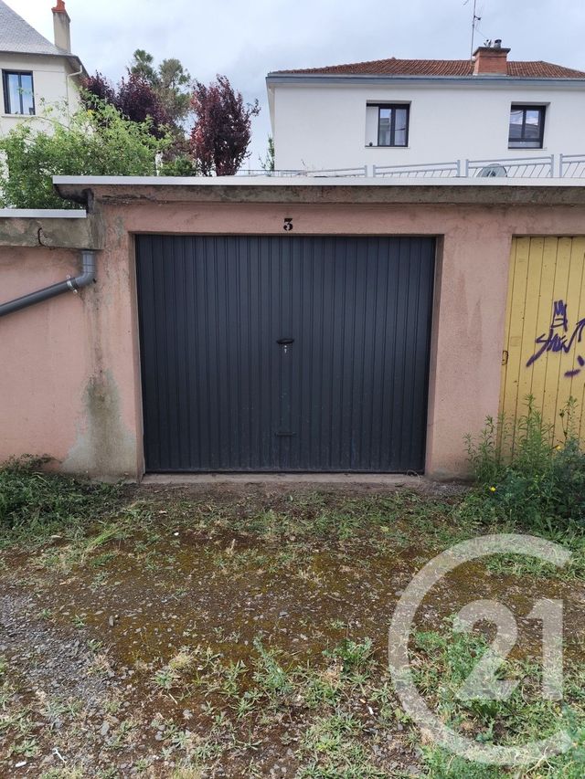 Parking &agrave; louer - 15 m2 - Clermont Ferrand - 63 - AUVERGNE