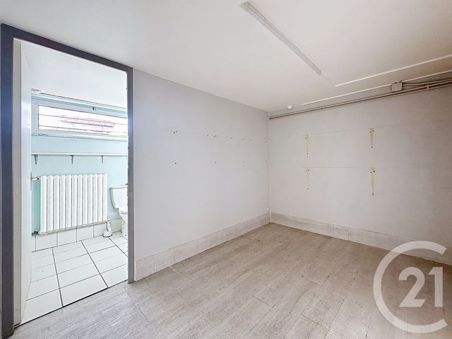 Maison &agrave; vendre - 7 pi&egrave;ces - 180 m2 - Riom - 63 - AUVERGNE