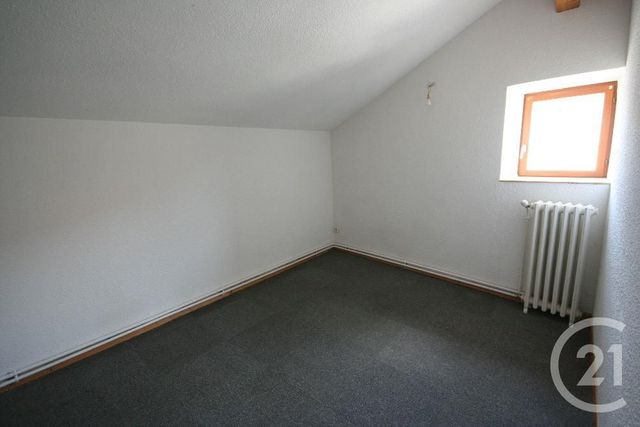 Maison &agrave; louer - 4 pi&egrave;ces - 87 m2 - Marsat - 63 - AUVERGNE