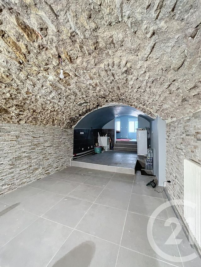 Maison &agrave; vendre - 4 pi&egrave;ces - 120 m2 - St Bonnet Pres Riom - 63 - AUVERGNE