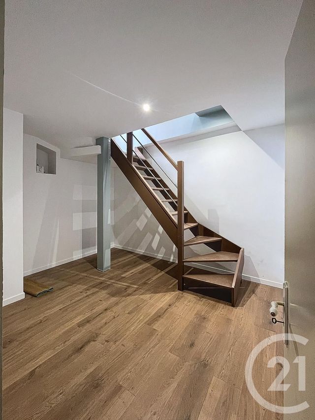 Maison &agrave; vendre - 4 pi&egrave;ces - 120 m2 - St Bonnet Pres Riom - 63 - AUVERGNE