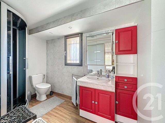 Maison &agrave; vendre - 7 pi&egrave;ces - 183 m2 - St Myon - 63 - AUVERGNE