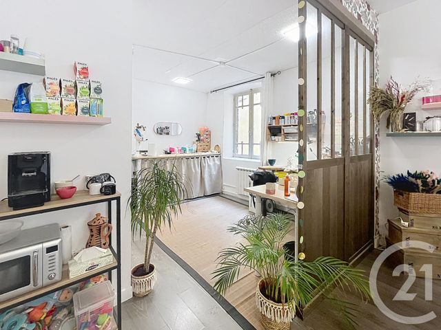 Local commercial à louer - 40.0 m2 - 63 - Puy-de-Dome