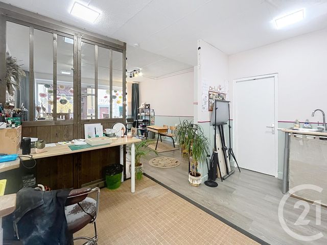 Local commercial à louer - 40.0 m2 - 63 - Puy-de-Dome