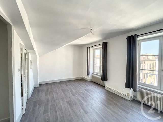 Appartement F1 &agrave; louer - 1 pi&egrave;ce - 43,19 m2 - Riom - 63 - AUVERGNE