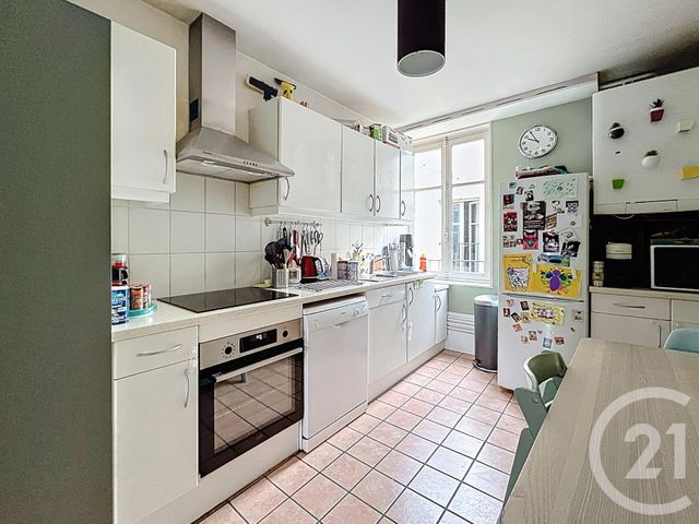 Appartement F5 &agrave; vendre - 6 pi&egrave;ces - 127,57 m2 - Riom - 63 - AUVERGNE