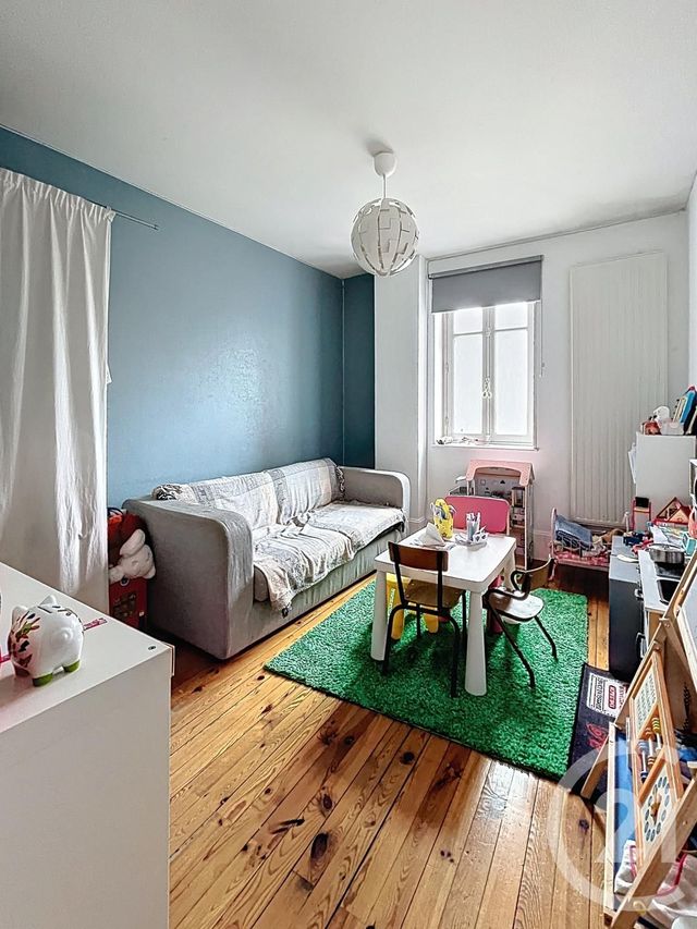 Appartement F5 &agrave; vendre - 6 pi&egrave;ces - 127,57 m2 - Riom - 63 - AUVERGNE