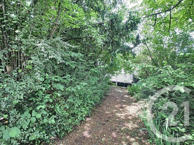 Terrain &agrave; vendre - 900 m2 - Riom - 63 - AUVERGNE