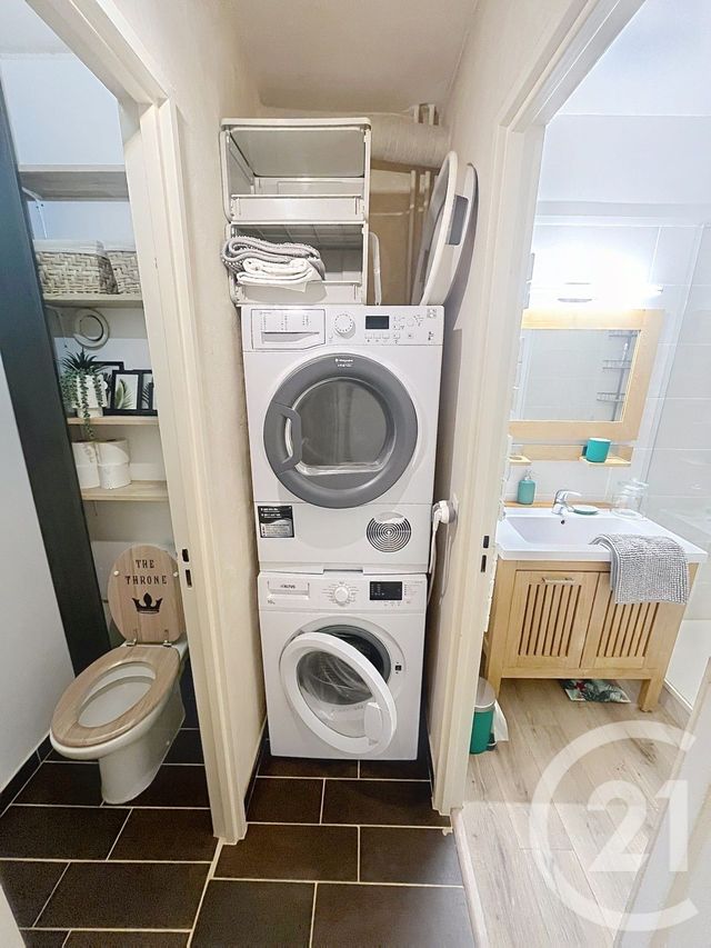 Appartement F3 &agrave; louer - 3 pi&egrave;ces - 64,93 m2 - Riom - 63 - AUVERGNE