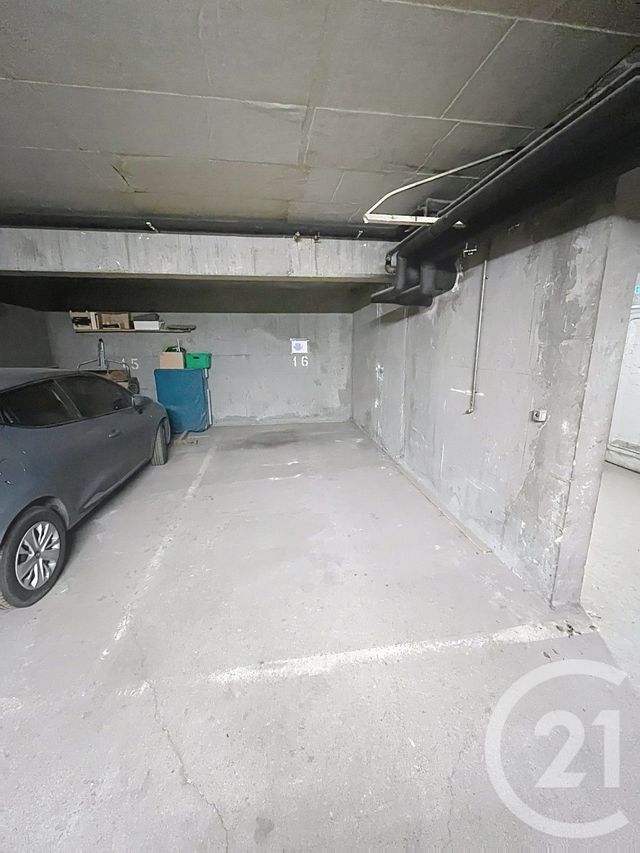 Appartement F3 &agrave; louer - 3 pi&egrave;ces - 64,93 m2 - Riom - 63 - AUVERGNE