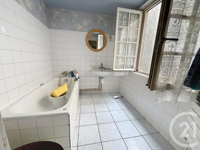 Maison &agrave; vendre - 4 pi&egrave;ces - 98,45 m2 - Riom - 63 - AUVERGNE