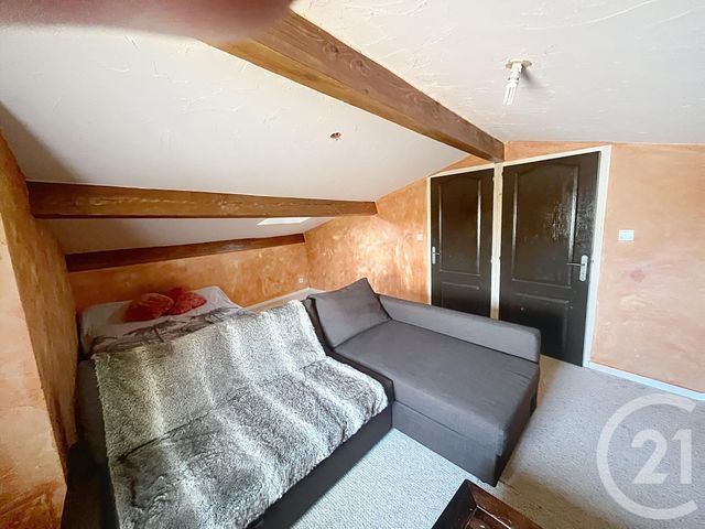 Appartement F3 &agrave; louer - 3 pi&egrave;ces - 67,52 m2 - Riom - 63 - AUVERGNE