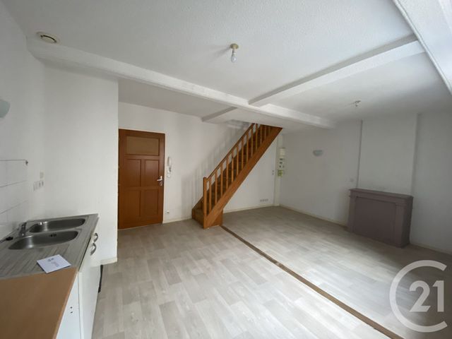 Appartement Duplex &agrave; louer - 2 pi&egrave;ces - 50,84 m2 - Riom - 63 - AUVERGNE