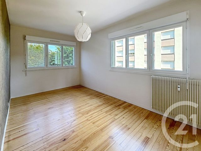 Appartement F3 &agrave; louer - 3 pi&egrave;ces - 65,37 m2 - Cebazat - 63 - AUVERGNE