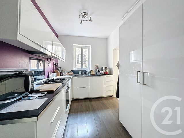 Appartement F2 bis &agrave; louer - 3 pi&egrave;ces - 71,60 m2 - Riom - 63 - AUVERGNE