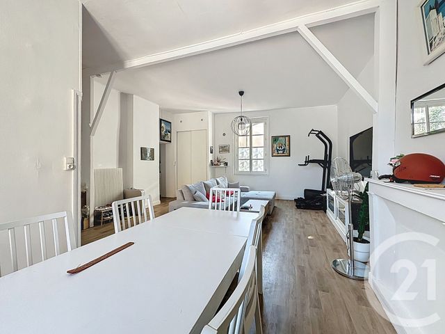 Appartement F2 bis &agrave; louer - 3 pi&egrave;ces - 71,60 m2 - Riom - 63 - AUVERGNE