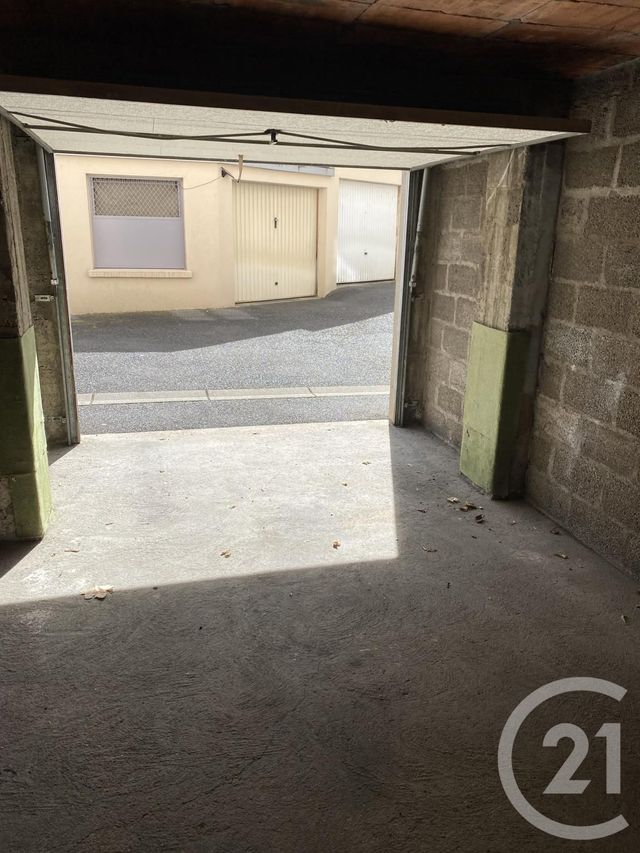 Appartement F3 &agrave; louer - 3 pi&egrave;ces - 53,66 m2 - Riom - 63 - AUVERGNE