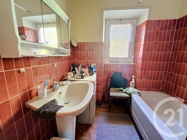 Maison &agrave; vendre - 7 pi&egrave;ces - 152,69 m2 - Manzat - 63 - AUVERGNE